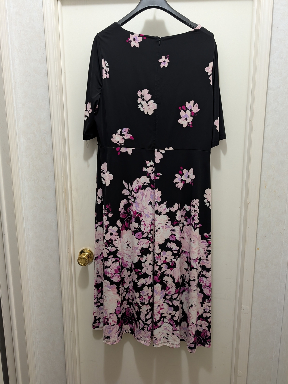 Kasper Black Midi Dress with Pink Floral Motif - Picture 2 of 3
